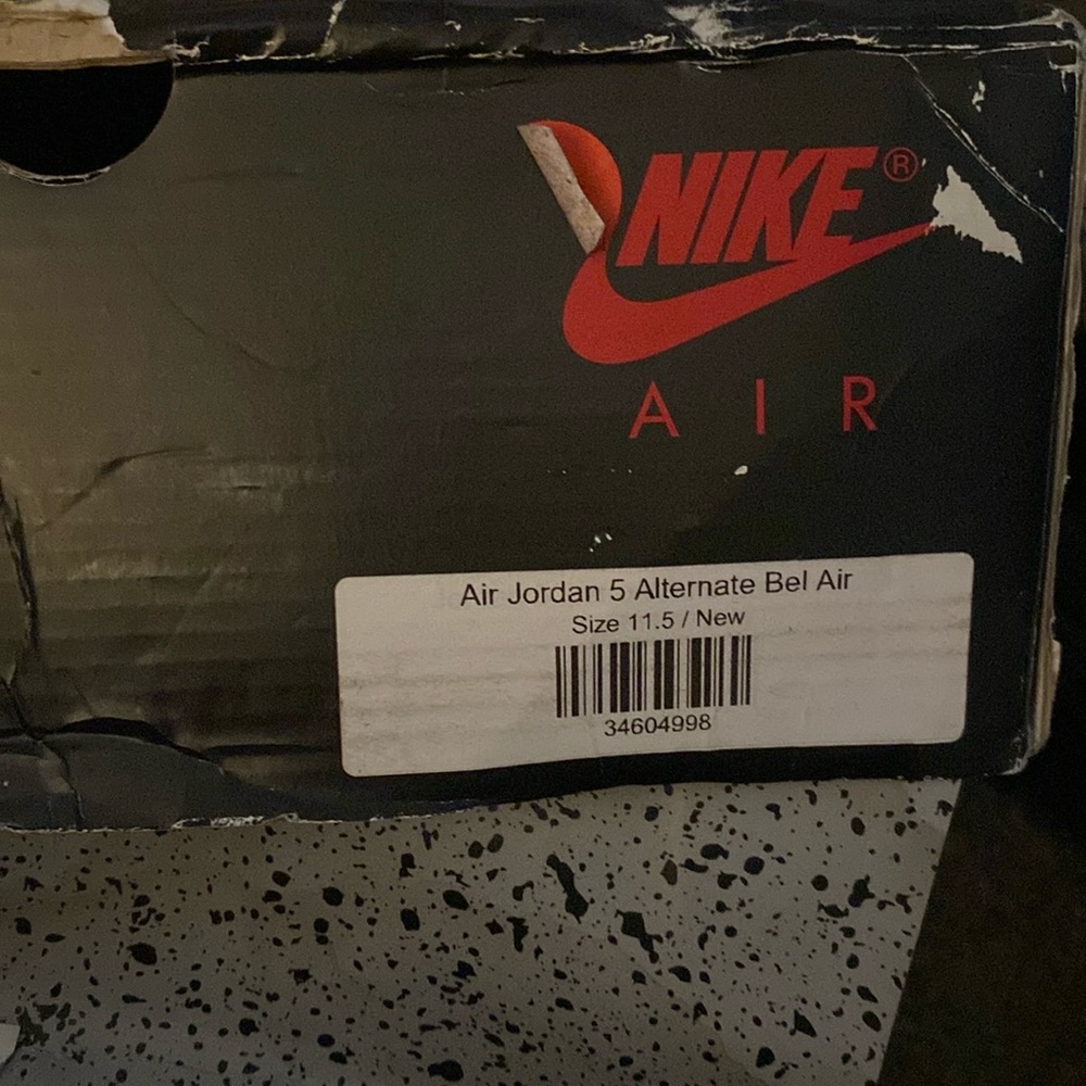 Men size 11.5 Air Jordan Alternate Bel Air slightly used